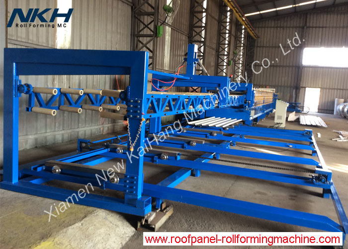 Blue Auxiliary Equipment Run Out Stacker For Dual Layer Corrugated Sheet Forming Machine