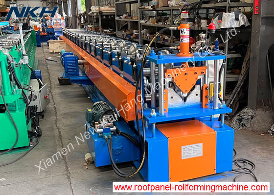 kaufen Stahl G550 Afrika Metalldach-Ridge Cap Roll Forming Machines 0.25mm online manufacture