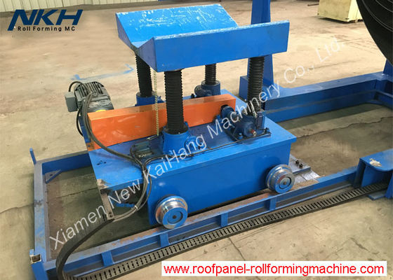 kaufen Schweres Messgerät 8 Tonnen hydraulische Decoiler für die Landstraßen-Geländer-Rolle, die Maschine bildet online manufacture