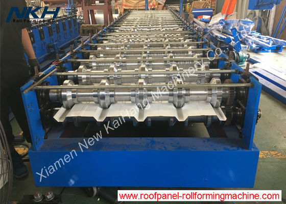 kaufen Ununterbrochenes Sandwich-Platten-Fertigungsstraße-Dach-Platten-Rollenehemalige Arbeit mit PU-Linie online manufacture
