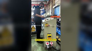 Betrieb der Pfettenprofiliermaschine CZ